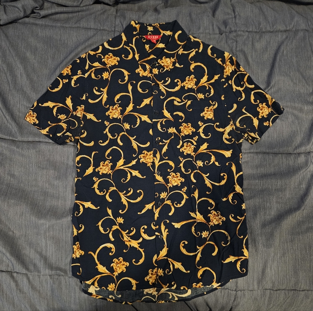 Guess Men's Navy & Gold Patterned Shirt